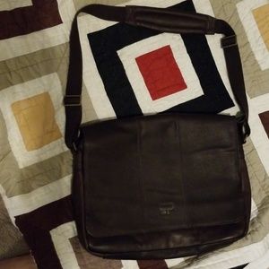 NWOT Culture Phit Leather Flapover Messenger Bag